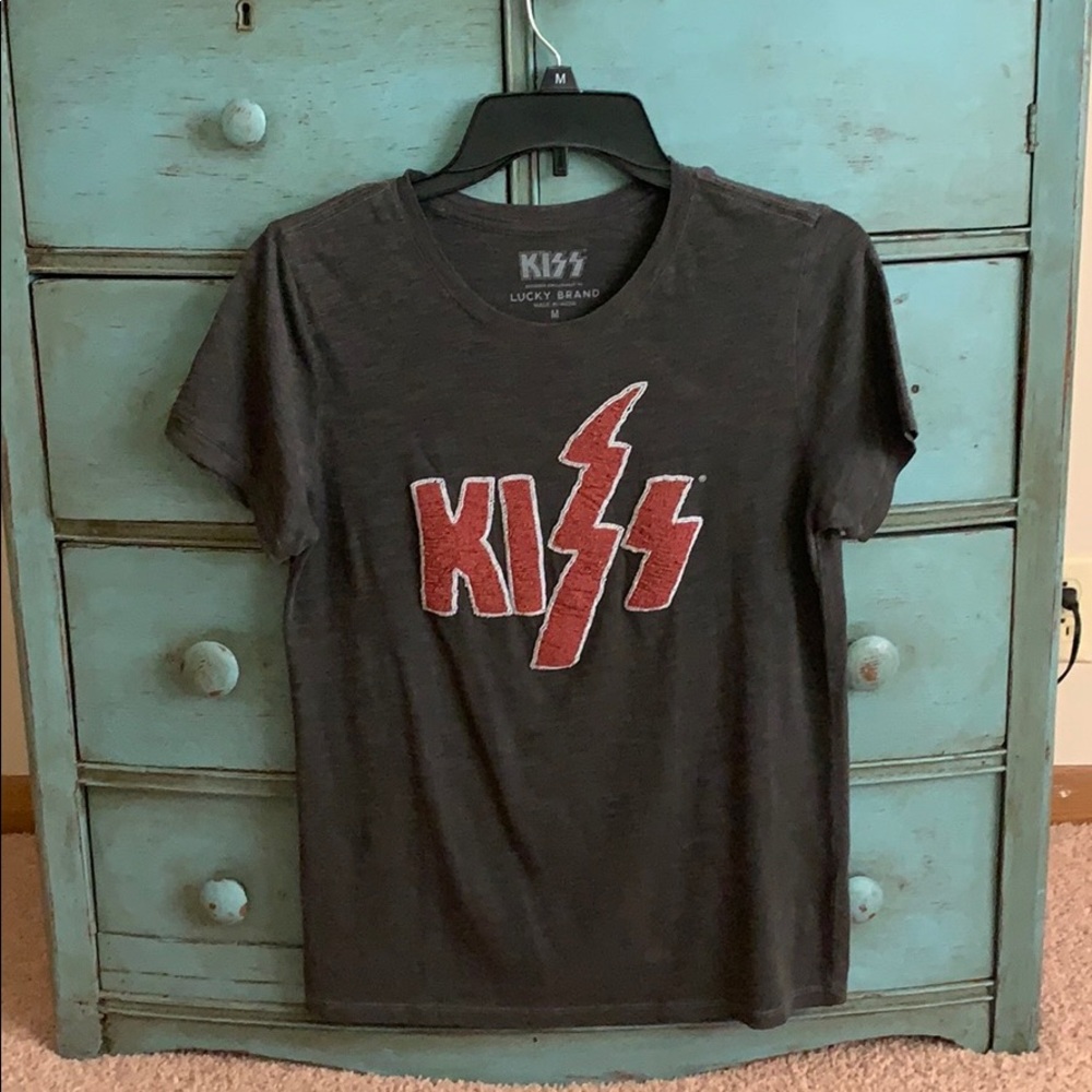 Lucky Brand woman’s t-shirt